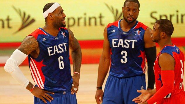 詹姆斯与保罗依旧伫立：NBA老兵时代的最后荣光