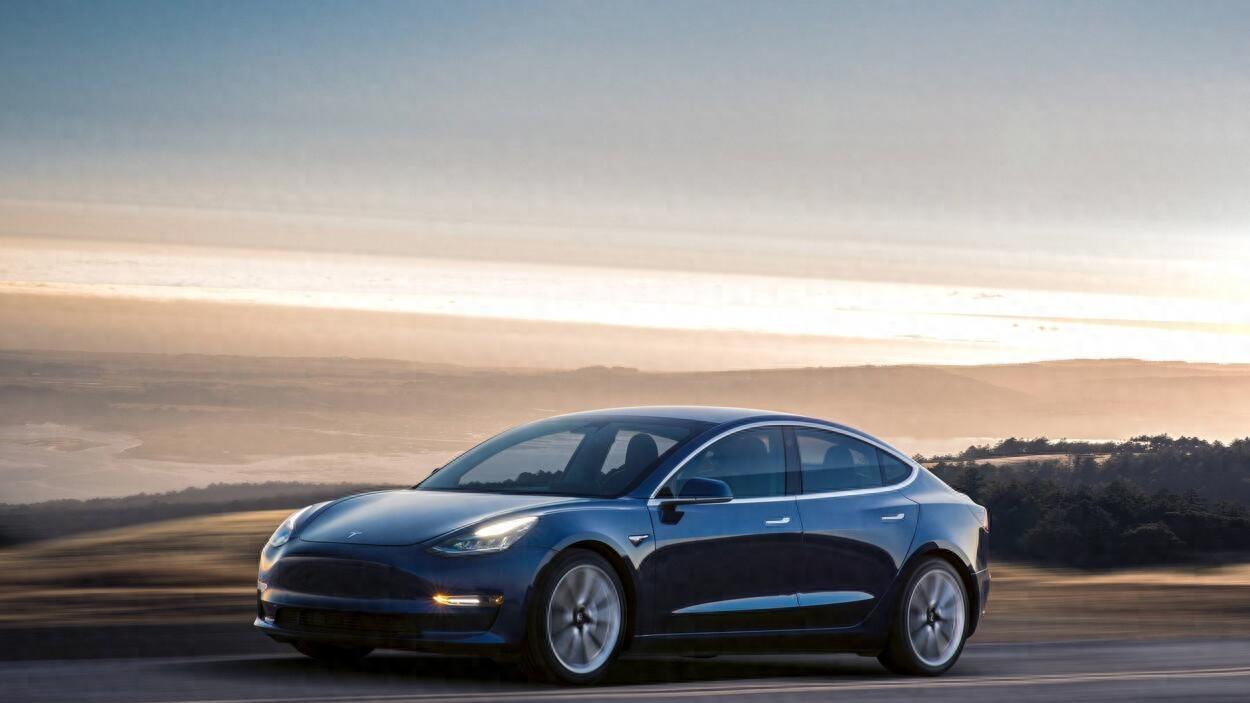 特斯拉Model Y和Model 3相比，有什么不一样的特点？