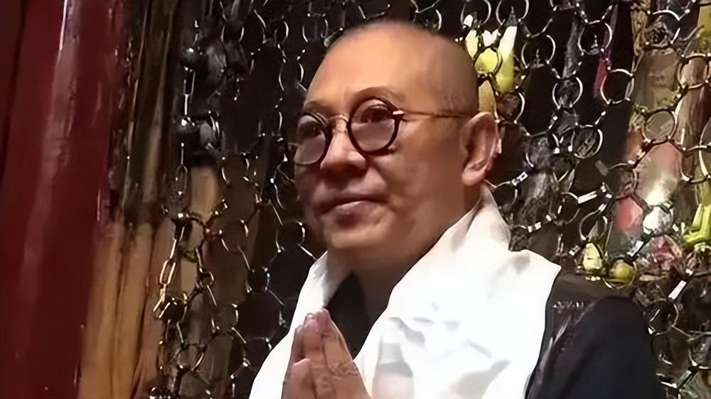 李连杰重返金门大桥，晒照感慨“人老了”，面对死亡已淡然