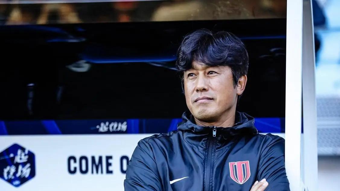 足协杯冠军后闪电换帅？曝国安接触徐正源引热议，春天真的来了吗