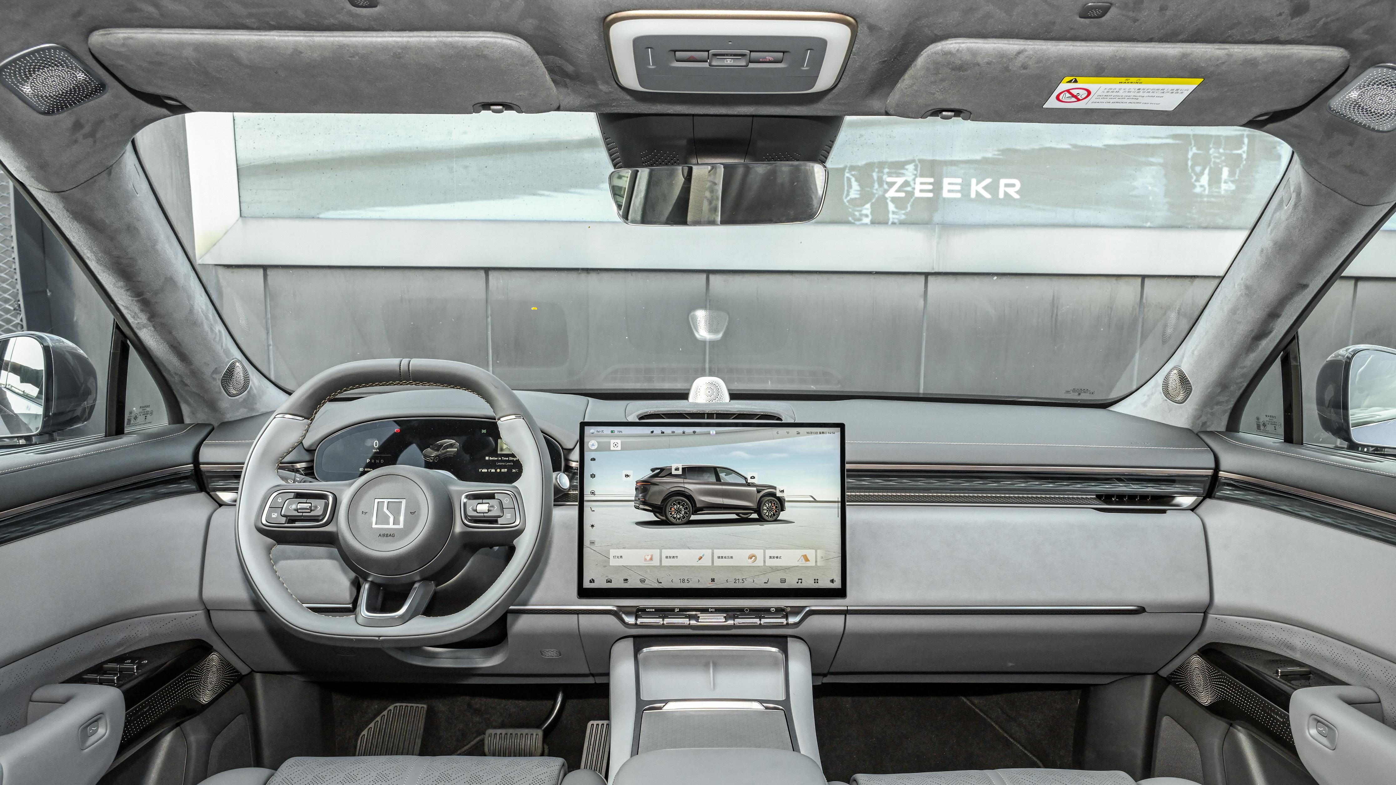 极氪7X太狠？2.98秒破百802续航，ModelY慌吗？