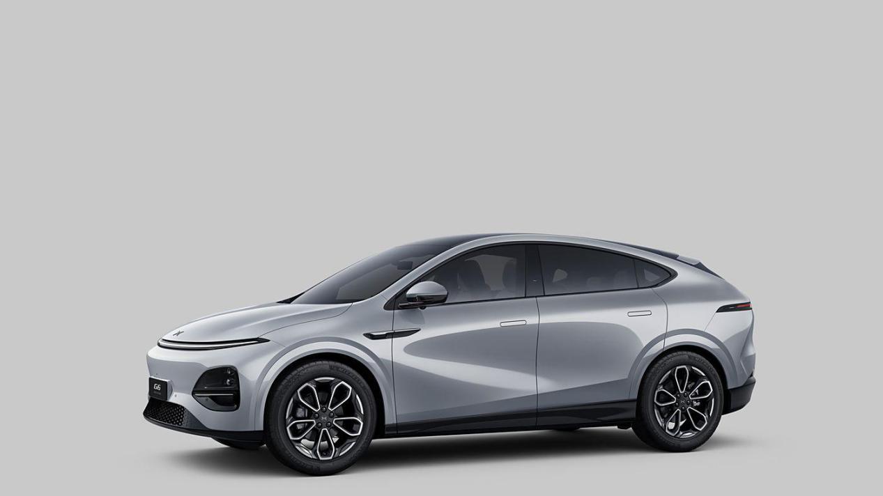 比Model Y便宜将近9万？新款小鹏G6售17.68万元起，标配高阶智驾