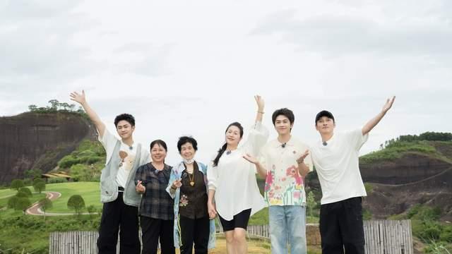 《搞笑艺家人》欢乐回归！武艺盛宇老友合体开启浏阳溯溪之旅