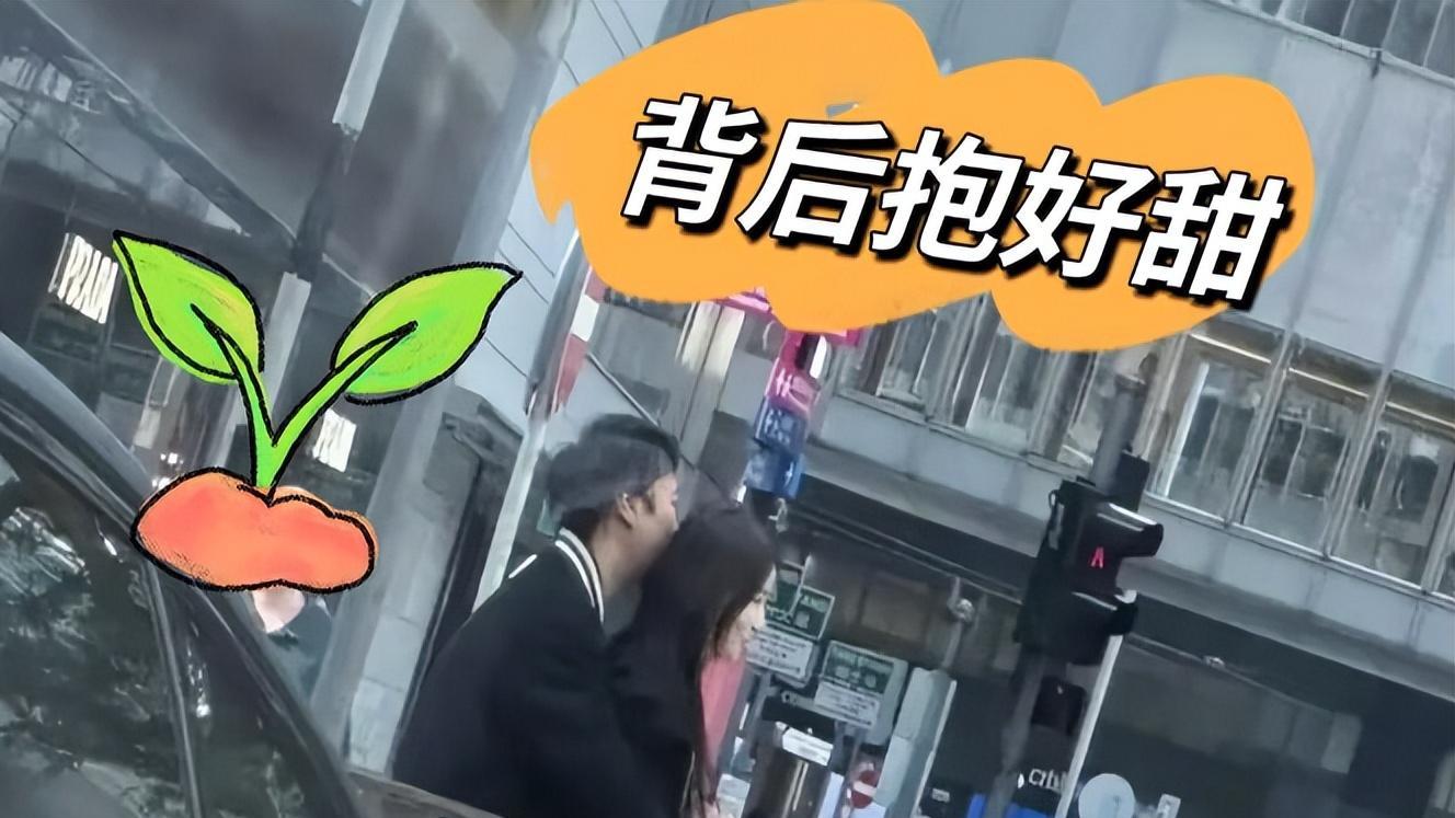 王思聪东京携三女伴吃烤肉，女友懒懒疑似“下岗”？人均消费约1400元。