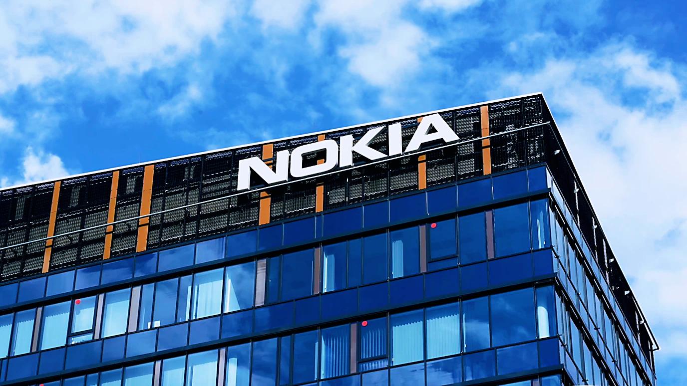 诺基亚的“断舍离”：在AI基建狂潮中如何优雅转身