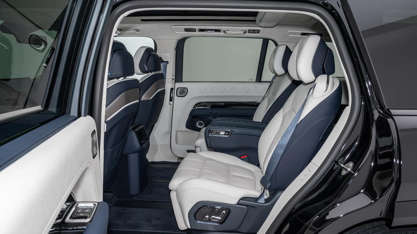 是有点库里南的韵味，极氪9X预售47.99万起不算贵？大六座大马力