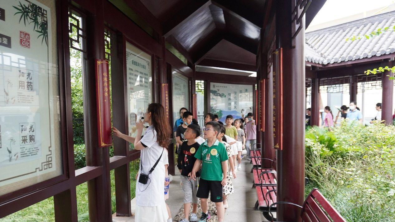 王海燕：以匠心敬初心，让文化品牌建设“有根”更“有声”