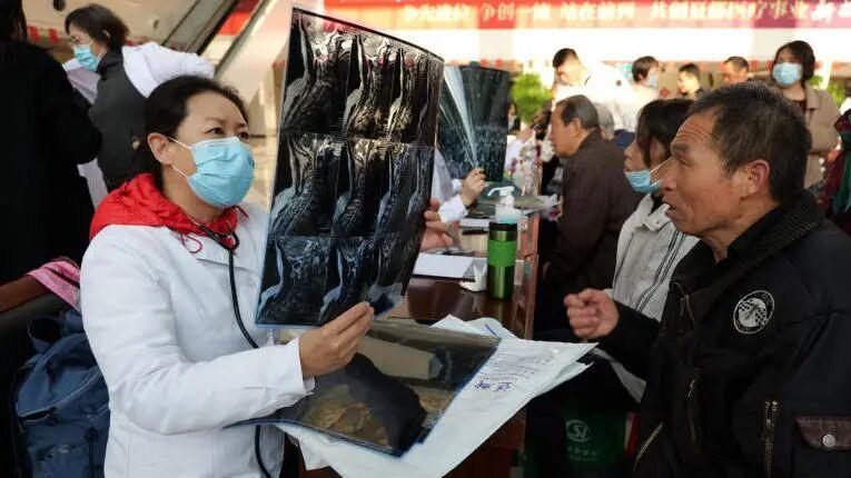 同心赴夏都 义诊送健康——“同心·共铸中国心”大型义诊活动在夏县人民医院温暖开启