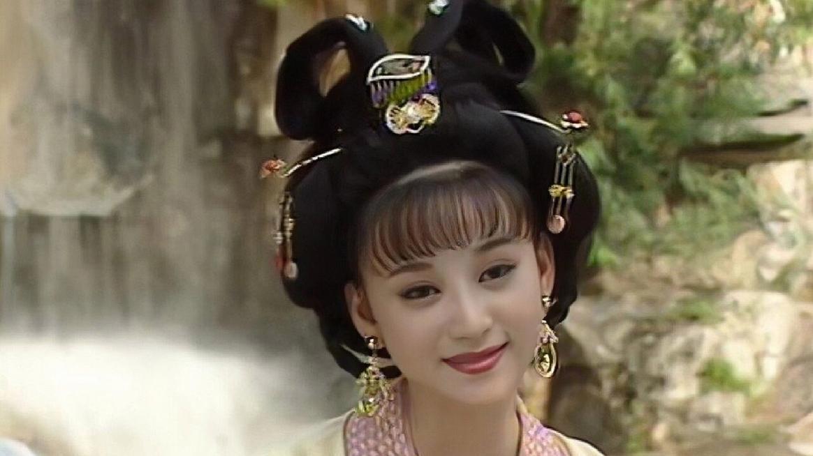 从顶流女星到集团总裁，苗乙乙的涅槃之路
