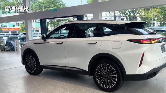 13.98万起，配2.0T+爱信8AT+电磁悬挂，最大爆发261马力