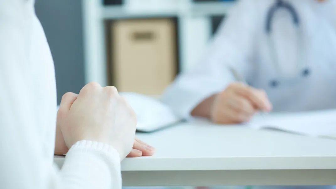 艾滋病毒被“化疗”掉了？两种常用抗癌药，让艾滋病毒“藏身之地”急剧萎缩