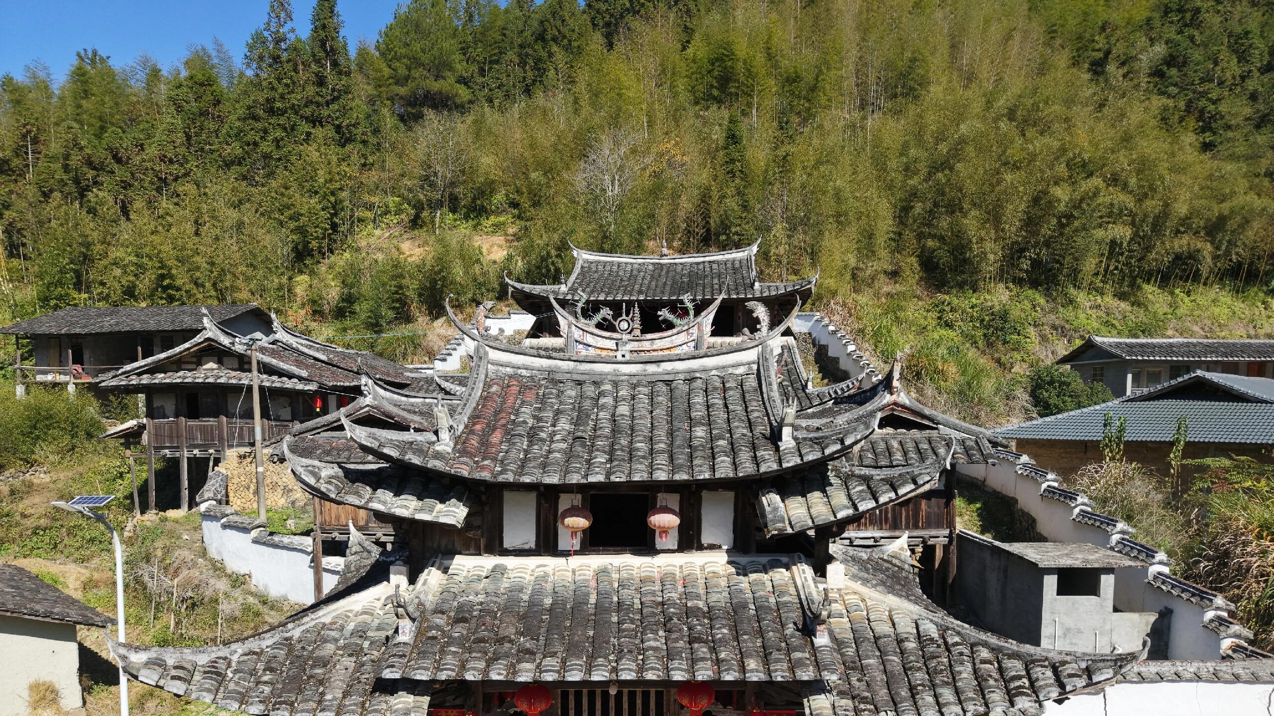 明构清建跨百年，尤溪崇福宫藏巧思，墨书解锁古建密码