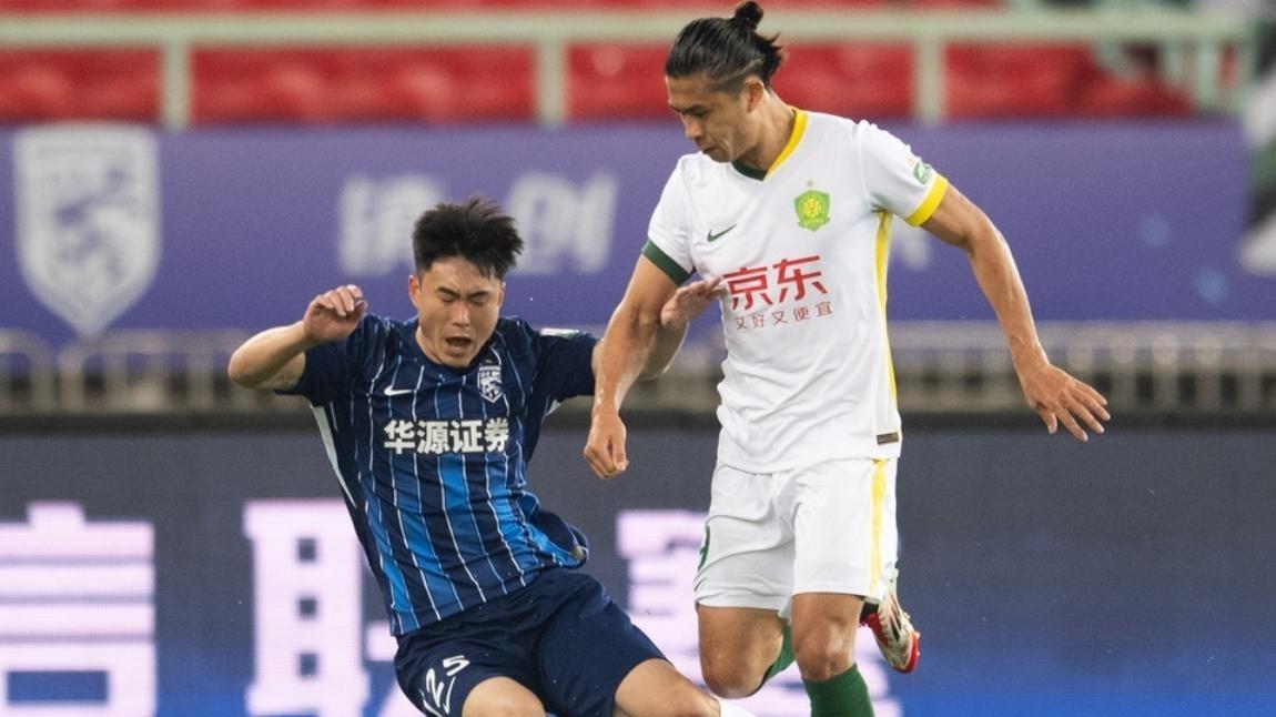 中超巅峰对决：国安惊天逆转，四比四平局悬念迭起？