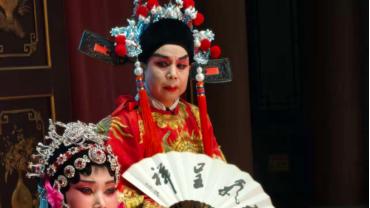 心连心艺术团唱响易俗街区 秦腔惠民演出暖民心