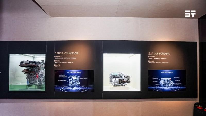 荣耀加冕！纵横G700荣膺“中国心”2025年度十佳发动机及混动系统大奖