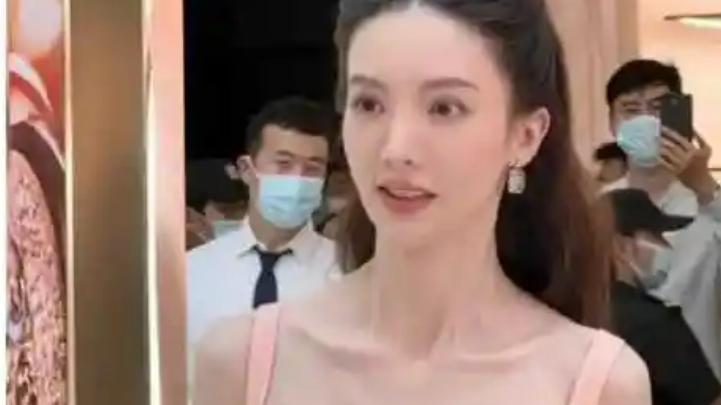 70斤赵露思瘦到不能走路，大S为美白吃凝血剂，明星为上镜太吓人