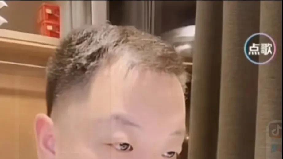 听说王天一作弊的事儿闹大了，老王看许仙好像收到确切消息了，说王天一铁定作弊，而且