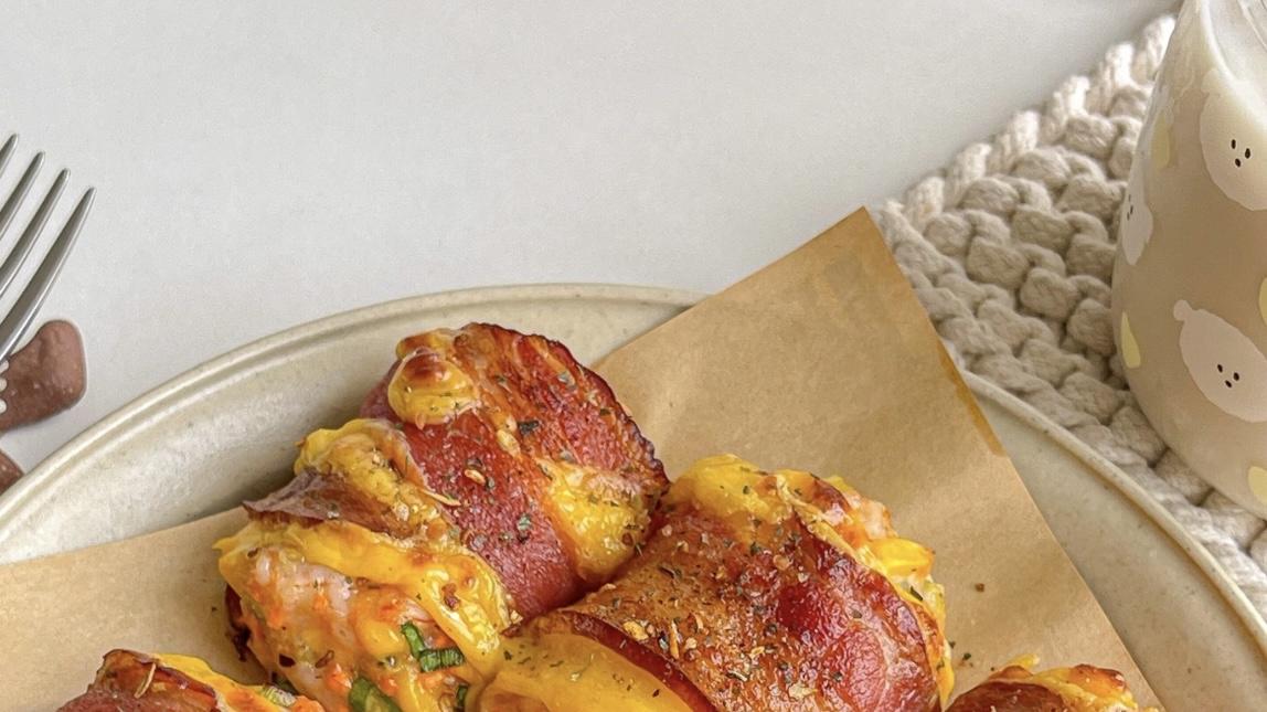 后悔没早遇见的“爆浆芝士虾滑培根卷”