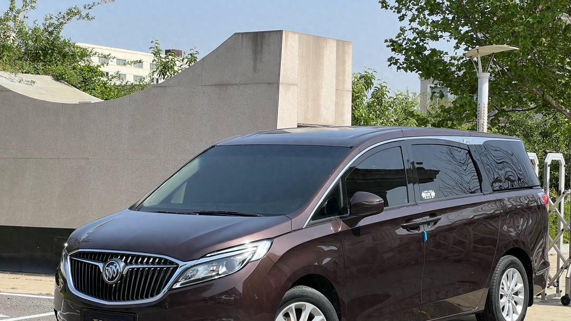 13.98万，2018款别克GL8ES，宜商宜家，大空间MPV如何选？