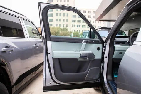 猛士M817 Max+版深度体验，硬派越野的未来已来！