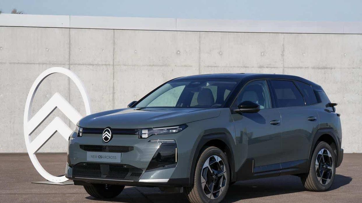 全新C5 Aircross震撼登场，多种动力组合随心选，法系SUV再添实力之作