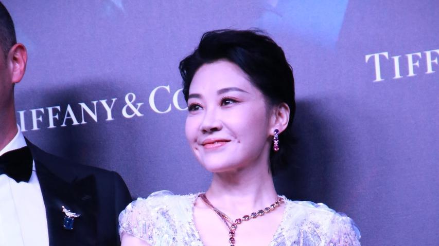 旗袍女神排行榜：10大女星惊艳穿搭术，一袭旗袍，万种风情！