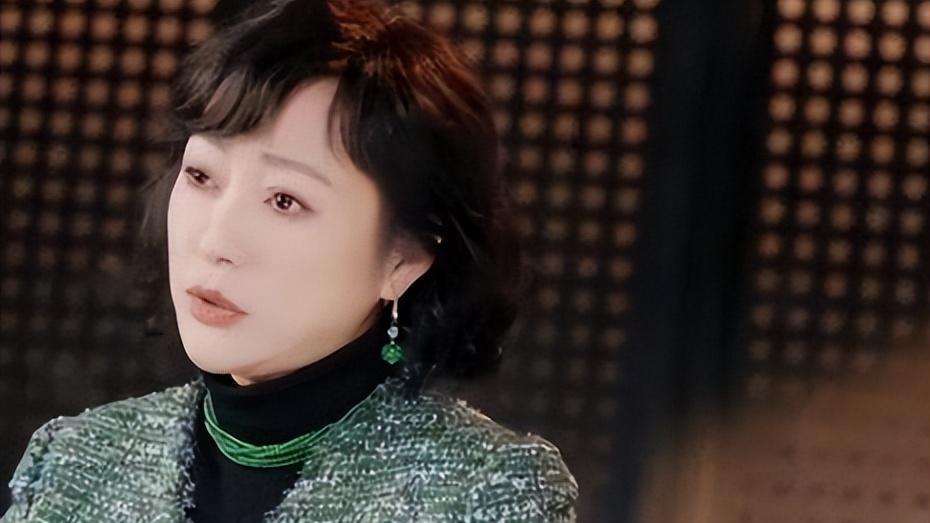 娱乐圈“文盲”事件频发：明星文化素质引发公众担忧
