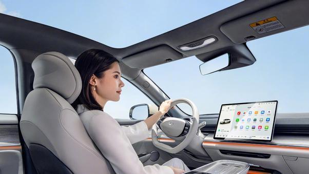 启源A06曝光, 价格或不到十万带800V，比大哥A07还香？