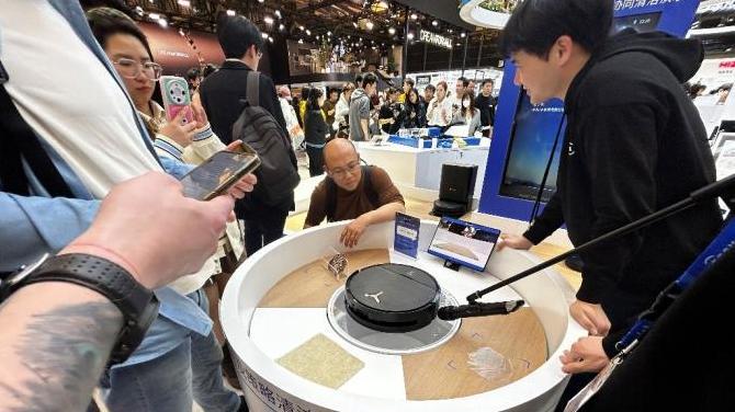 京东MALL和京东电器将首发AWE2025百余款新品