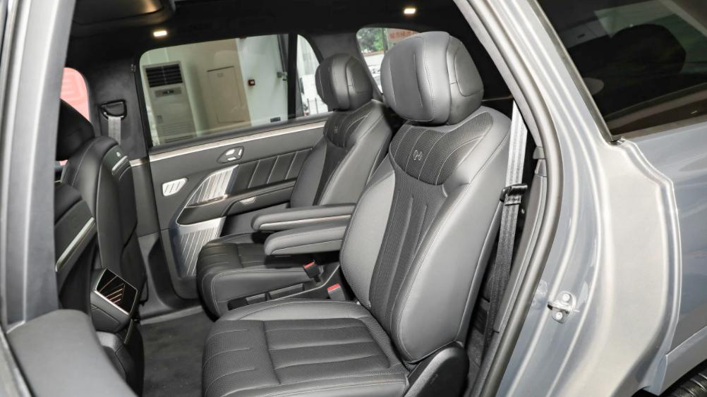30万想买大型SUV，不妨看看乐道L90，续航没焦虑，还有丰富配置