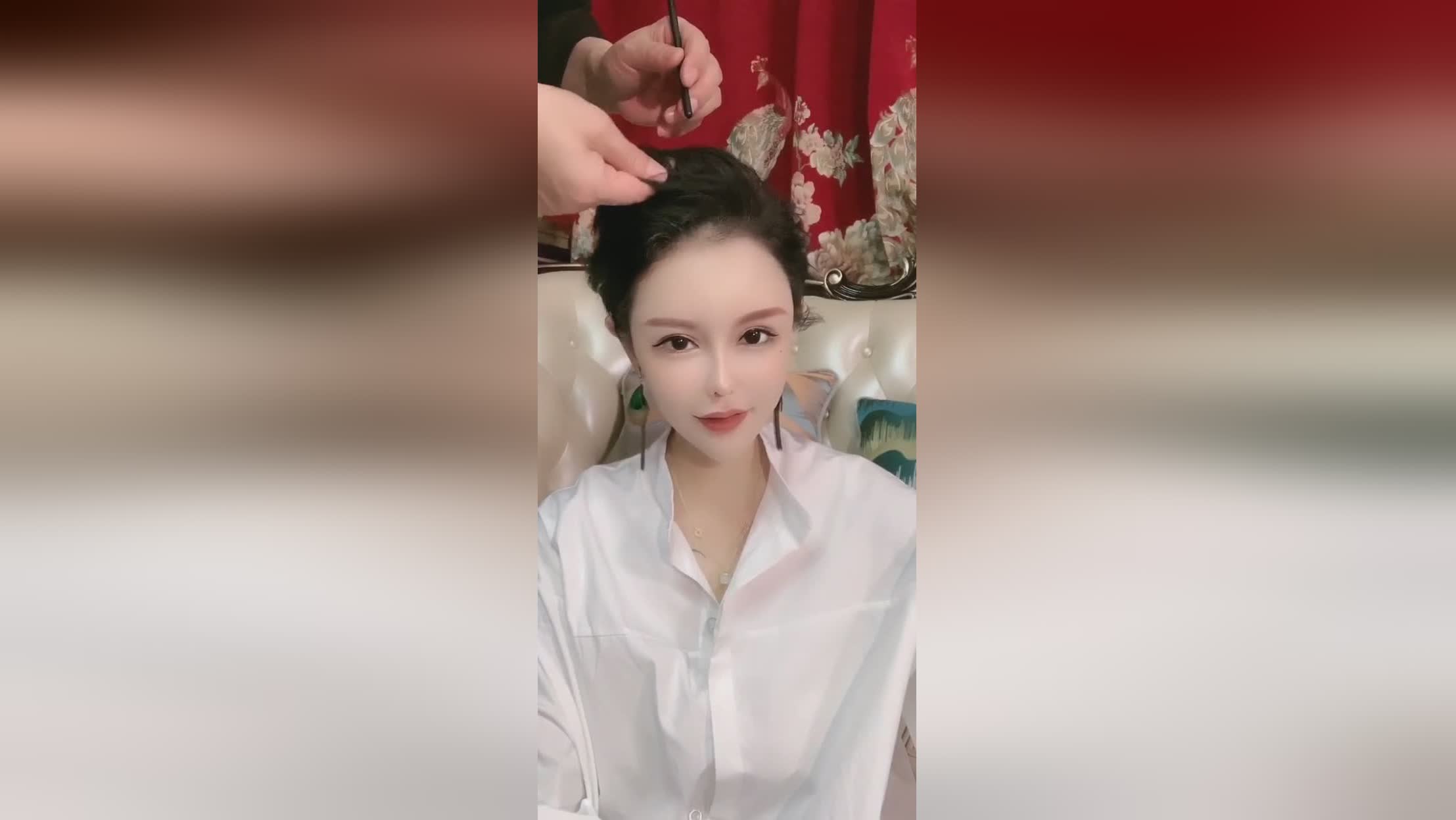 没有哪个网红规范纳税？一边违法，一边狂赚粉丝的钱，这样的网络主播，岂能再容他们有生长空间