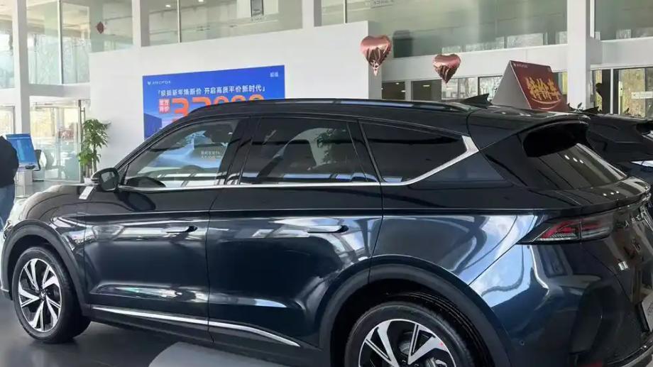 极狐 阿尔法T6实车曝光！配置方面或迎来升级