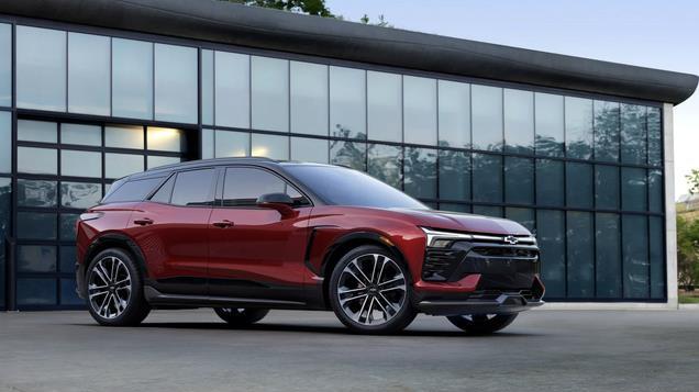 雪佛兰 Blazer EV SS：高性能电动新宠来袭