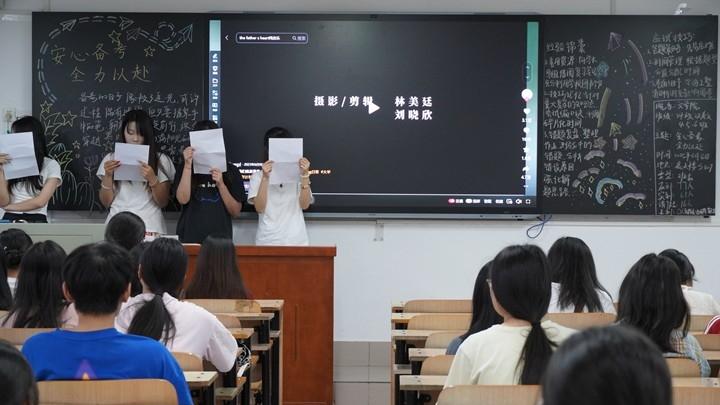 文学院开展"安全备考，全力以赴“主题班会