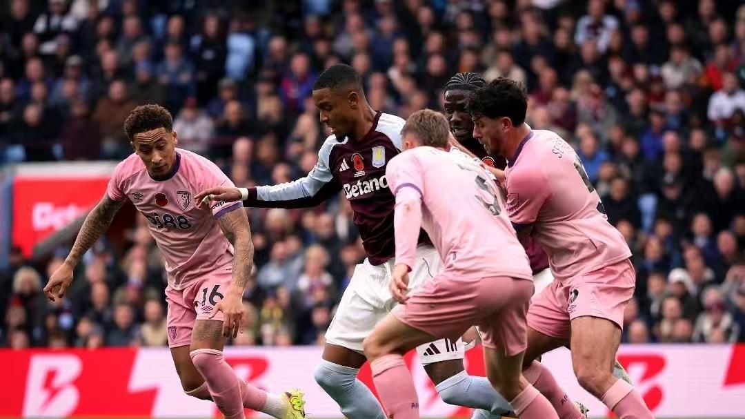 英超变天！4大黑马杀入前八，阿森纳狂飙利物浦跌出前十