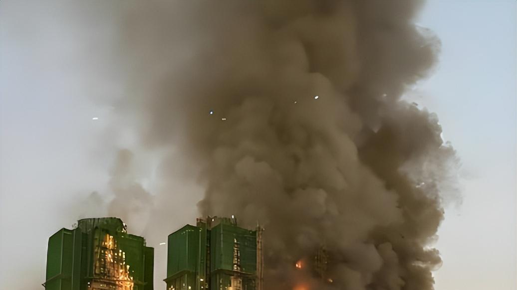 高层起火往哪跑？记住这些能救命！逃生知识get！