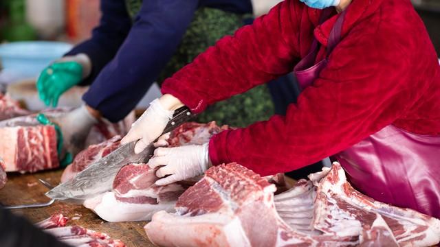 买猪肉时，说出这“3个字”，肉贩子秒懂你是行家，不敢忽悠你！