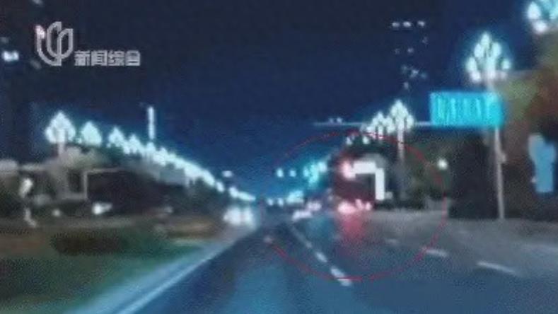 为什么雷军一夜掉粉29万？隐藏门把手真的是"安全杀手"吗？