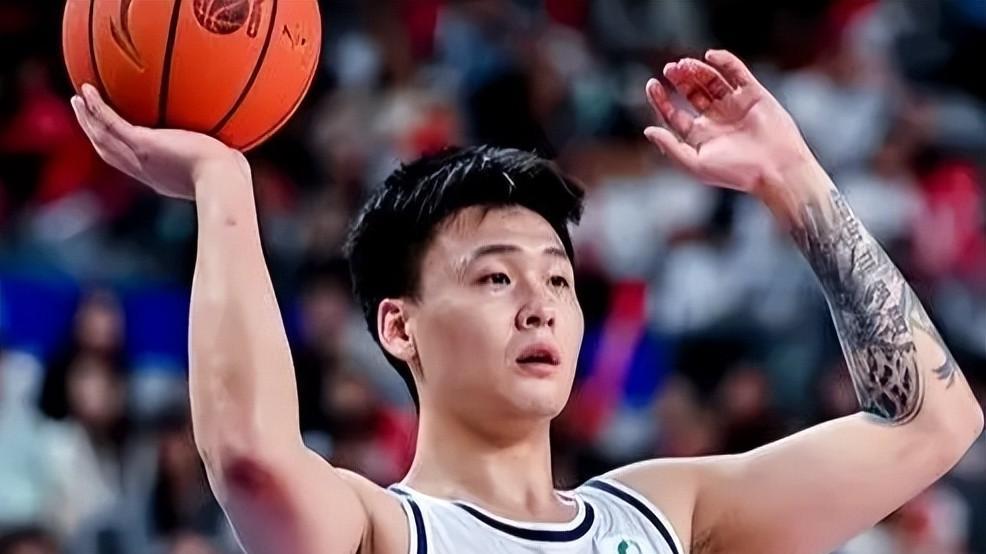 正式告别，赵睿宣布新决定，新疆男篮批准，徐杰祝福