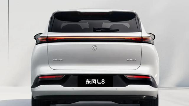 风神L8官图首曝！马赫电混+旗舰定位，预估售价12.99万起