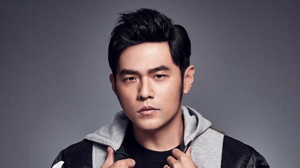 周杰伦代言雪碧反超百事



想知道周杰伦当年如何让百事后悔？了解一个决定如何改