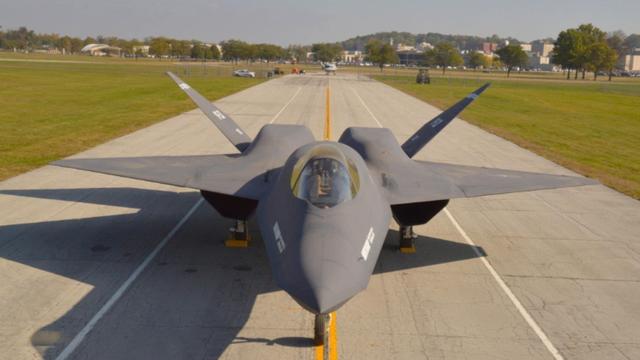 成飞“银杏叶”菊花大改，藏着中国六代机的核心战术逻辑