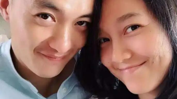 周一围冷脸朱丹还舔着夸？明星夫妻的甜蜜真相藏不住了！