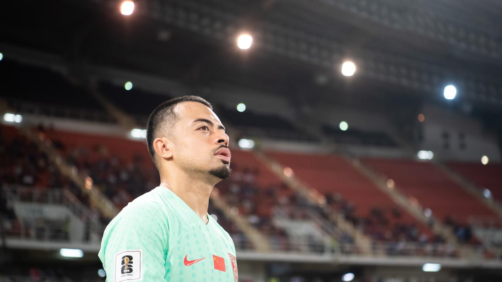 太好了！邵佳一能召唤8名归化球员，费南多、德尔加多在列