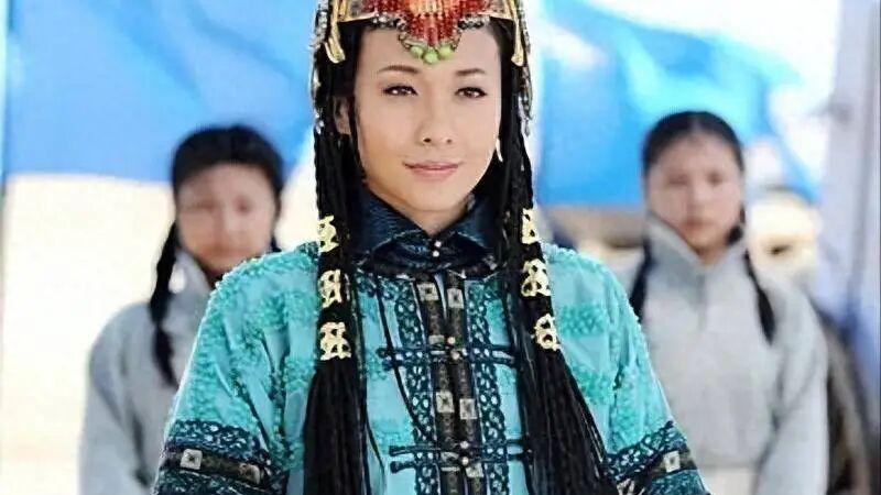 她是元朝最惨的女人，曾掌朝3年，为何最终被扒光衣服沉河？