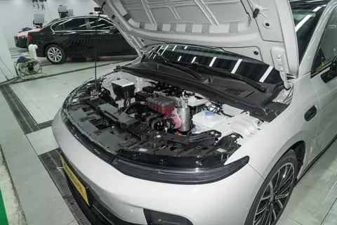 试驾零跑B01：顶配11.98万，续航650km，实力如何？