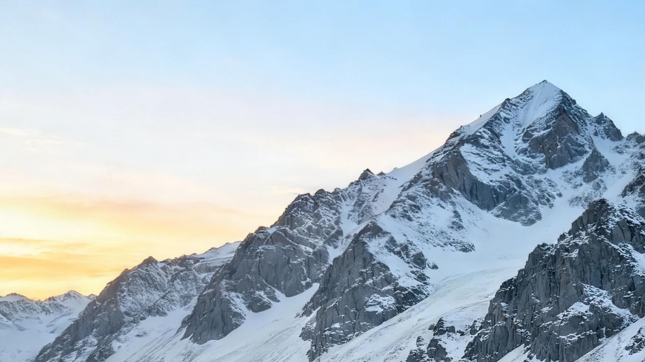 一台车两种满足，全新领克08 EM-P解锁家庭出行新体验