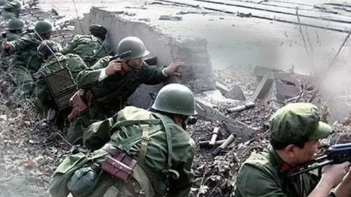 二十岁的青春，老山烈火：一个英雄的最后七个月