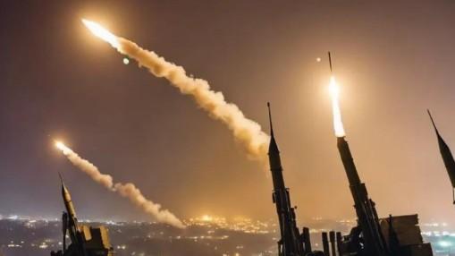 伊朗反击！上百架无人机回射以色列，金价直线拉升，油价大涨！