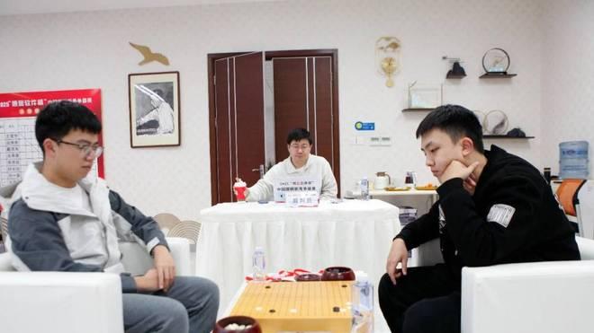 10后涂季康新秀赛摘银 银丰围棋队新生代可期